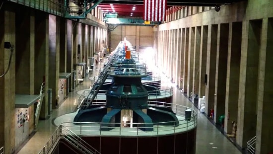 Tour dentro de la central eléctrica de la presa Hoover
