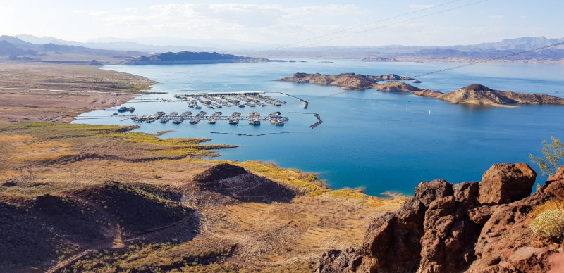 visit hoover dam on your own