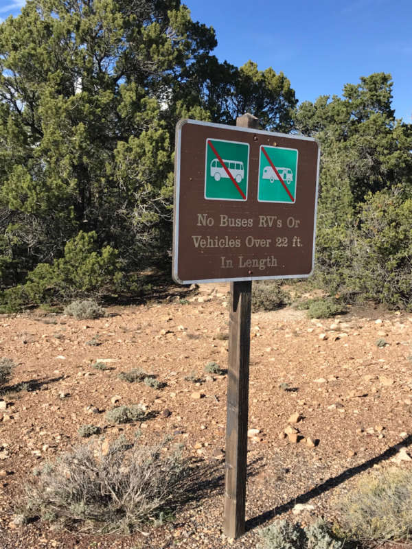 No busses sign